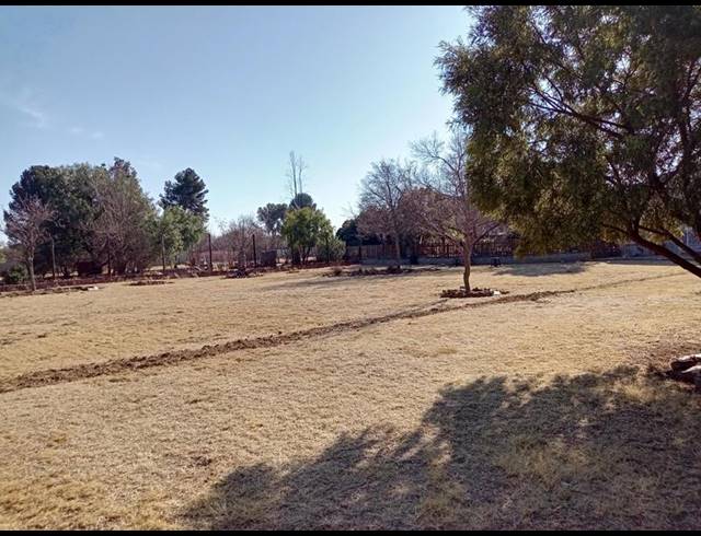 FARM FOR SALE IN WALKER'S FRUIT FARMS